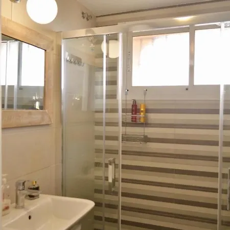Carihuela Un Dormitorio Junto Al Mar